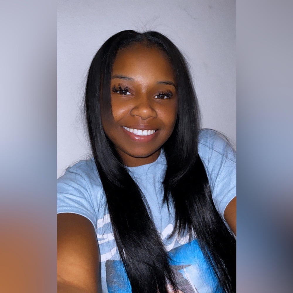 Meet your Posher, Jamari